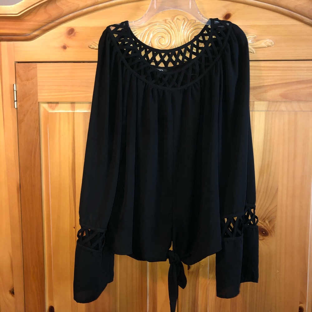 Shear Black Top